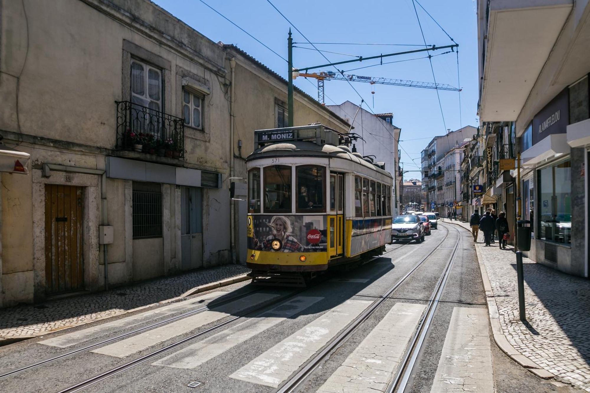 Happy Stay Lisbon - Suite With A View, Private Terrace & Ac Buitenkant foto