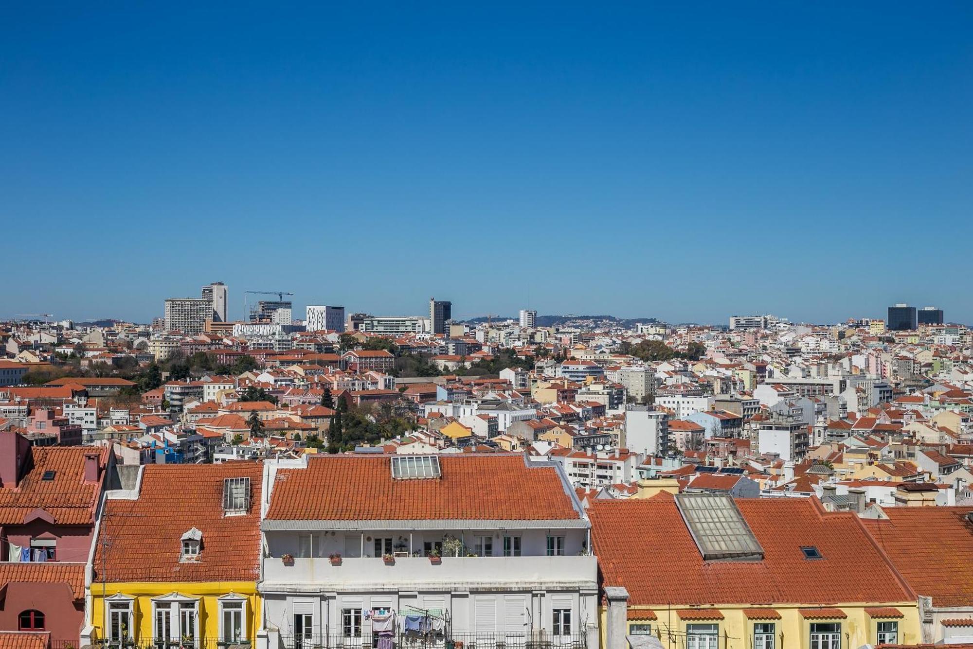 Happy Stay Lisbon - Suite With A View, Private Terrace & Ac Buitenkant foto